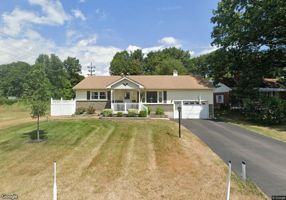 141 Dahlia St, Schenectady, NY 12306 - photo 1