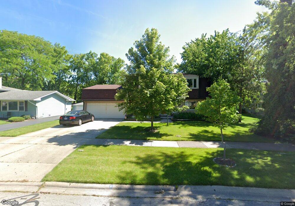 1228 Sandpiper Ln, Naperville, IL 60540 - photo 1