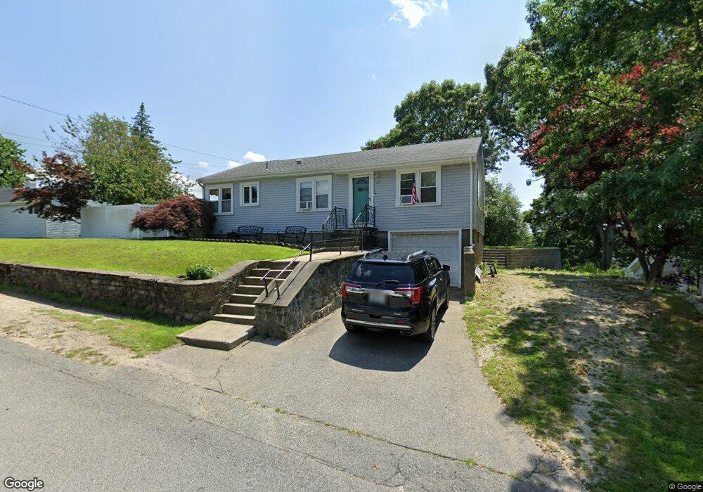 47 Beardsworth Rd, Tiverton, RI 02878 - photo 1