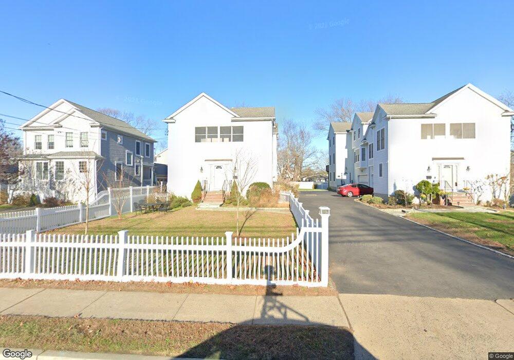 643 Reef Rd, Fairfield, CT 06824 - photo 1