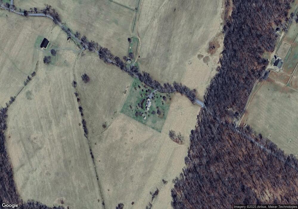 8263 Oak Spring Rd, Marshall, VA 20115 - photo 1