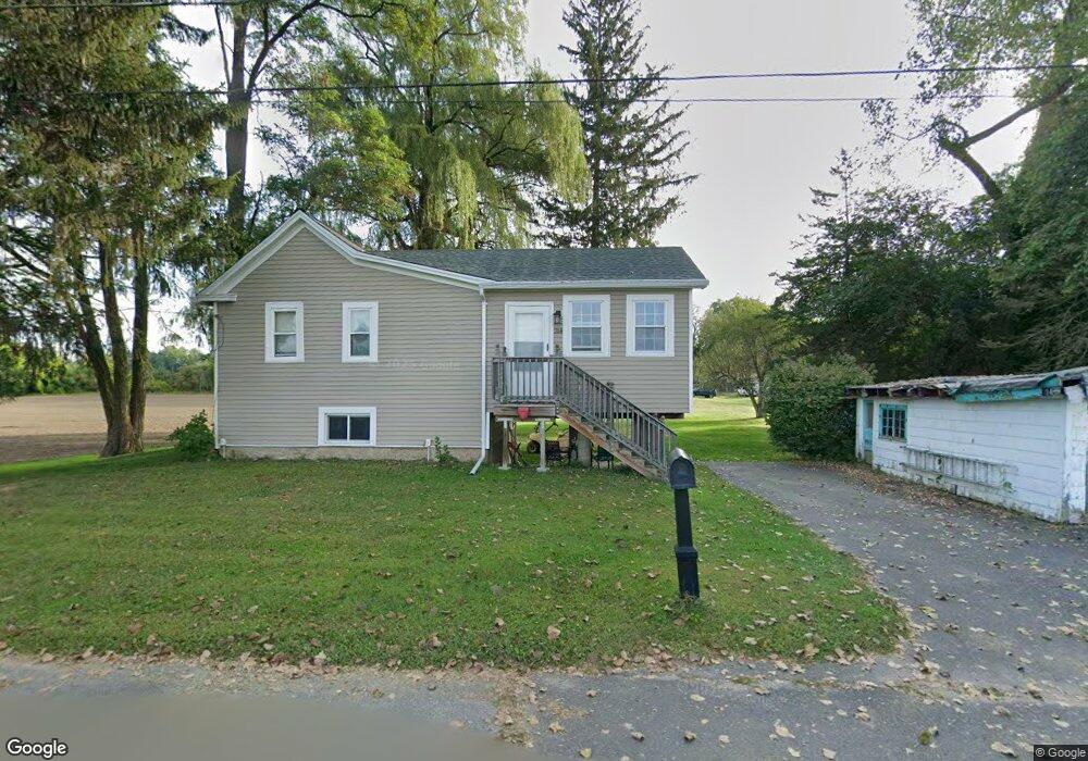 214 Riverbank Rd, Northampton, MA 01060 - photo 1