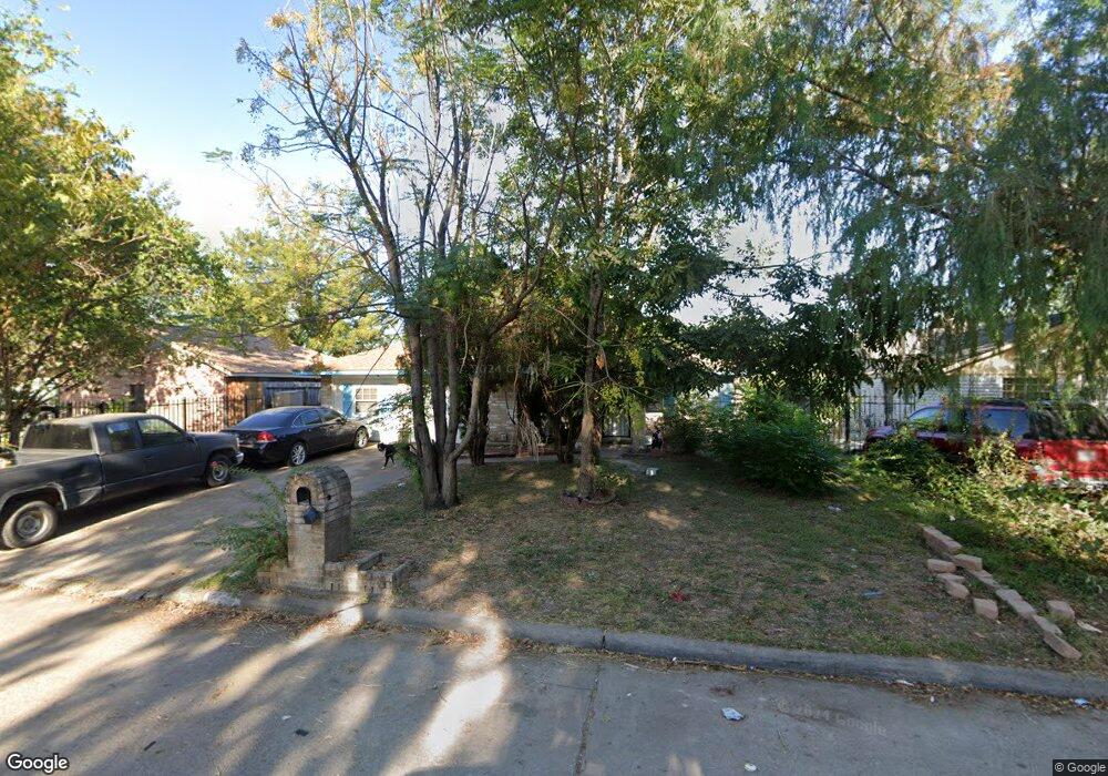 10510 Sangerbrook Dr, Houston, TX 77038 - photo 1