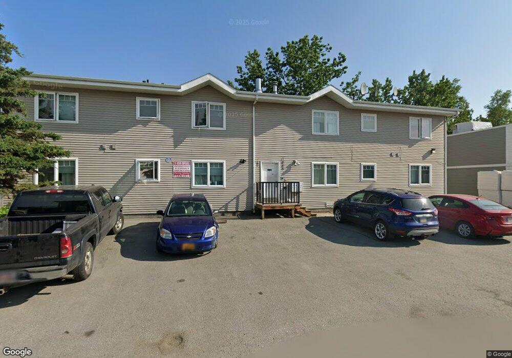 1011 W 29th Place, Anchorage, AK 99503 - photo 1