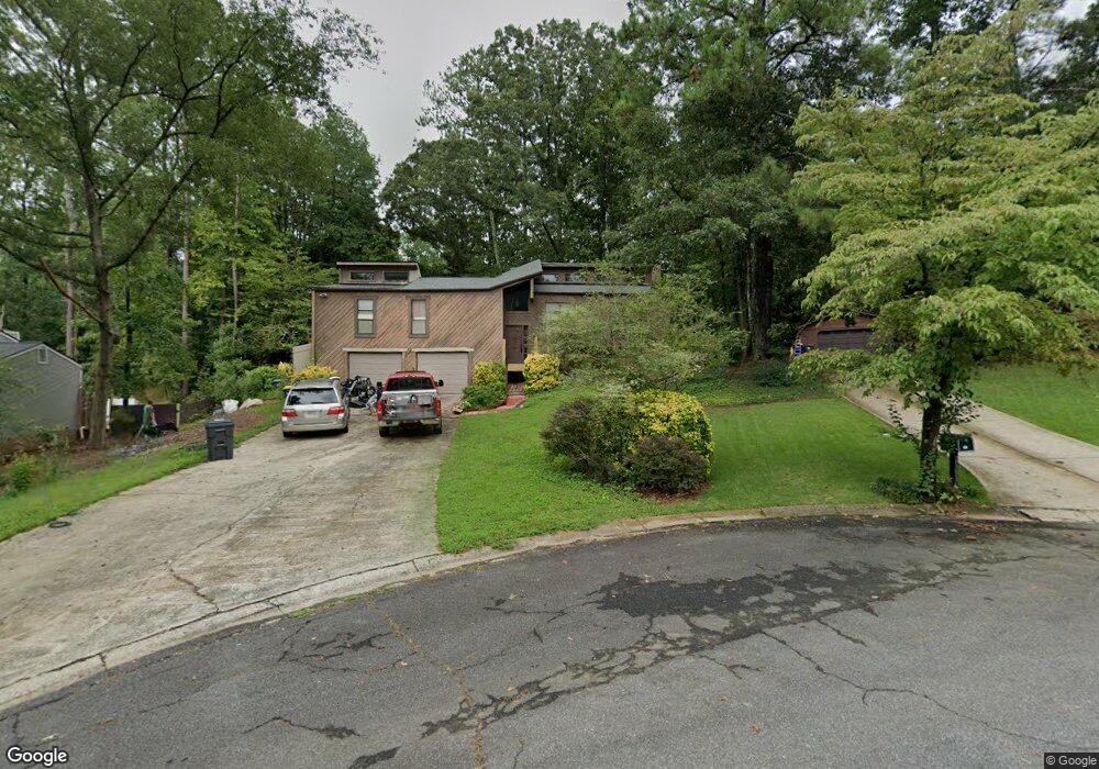 2557 Kingsley Dr NE, Marietta, GA 30062 - photo 1