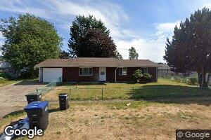 877 W Buford Ave, Siletz, OR 97380