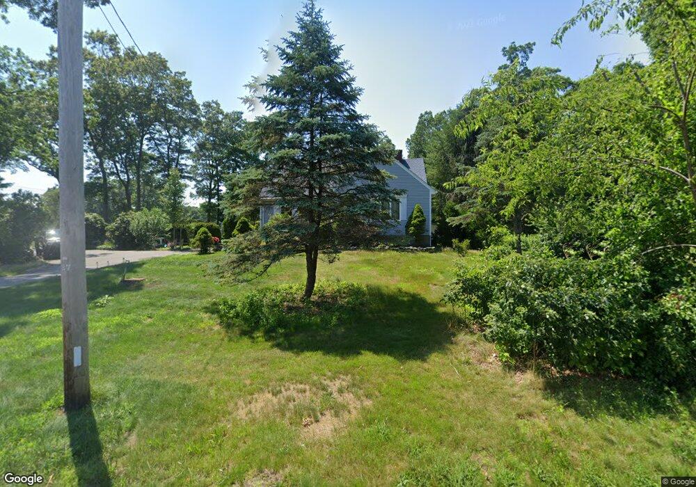 314 Sharps Lot Rd, Swansea, MA 02777 - photo 1