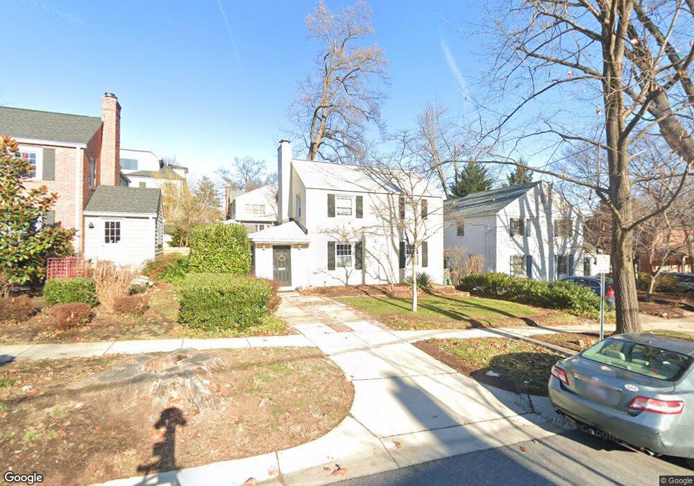 4323 Kentbury Dr, Bethesda, MD 20814 - photo 1