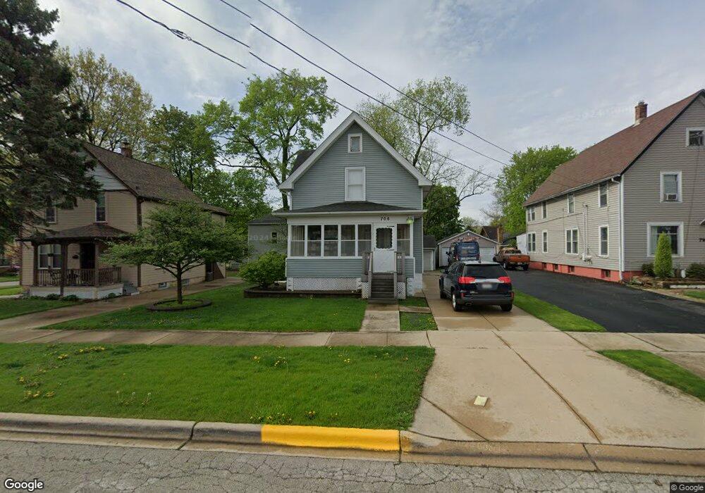 706 W New York St, Aurora, IL 60506 - photo 1