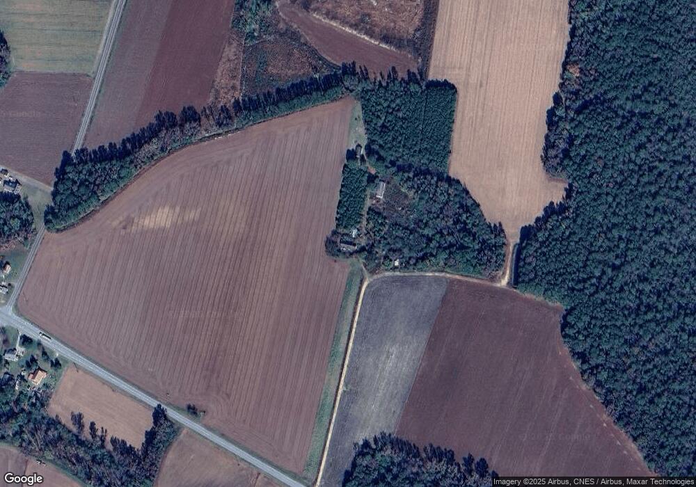 291 Newton Ln, Clinton, NC 28328 - photo 1