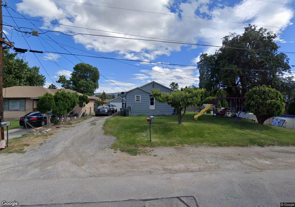 332 7th St NE, East Wenatchee, WA 98802 - photo 1