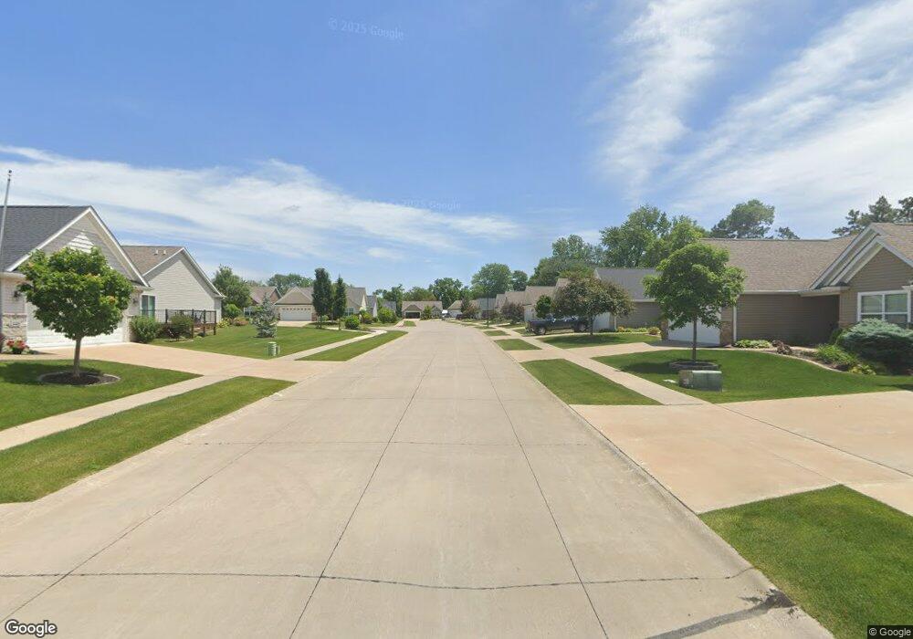 0031 Pheasant Creek Cir, Davenport, IA 52807 - photo 1