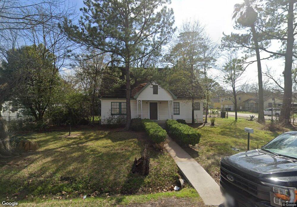 1002 Lindale St, Houston, TX 77022 - photo 1