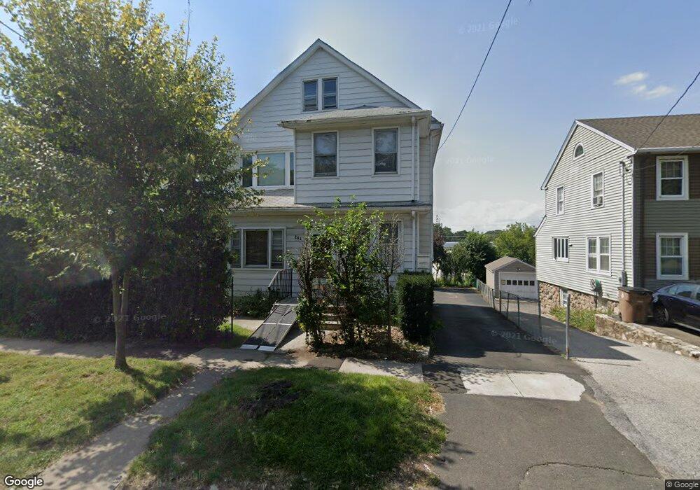 284 Courtland Ave, Stamford, CT 06906 - photo 1