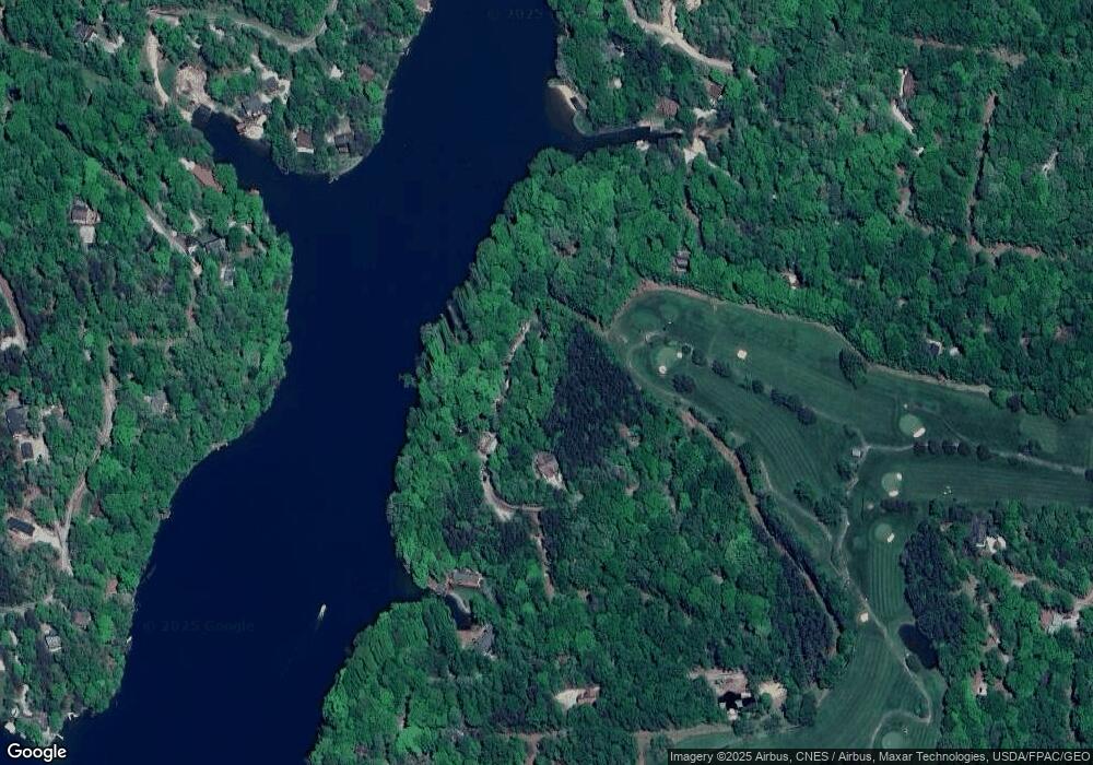 641 Natchez Ln, Sugar Grove, OH 43155 - photo 1