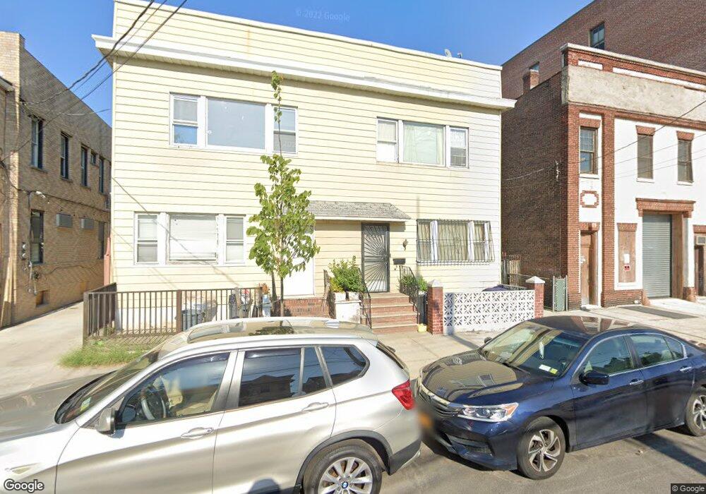 8723 108th St, Richmond Hill, NY 11418 - photo 1