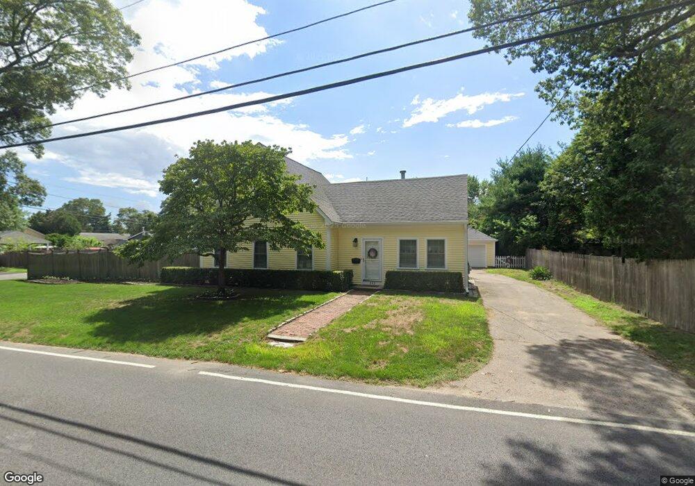 343 Buttonwoods Ave, Warwick, RI 02886 - photo 1