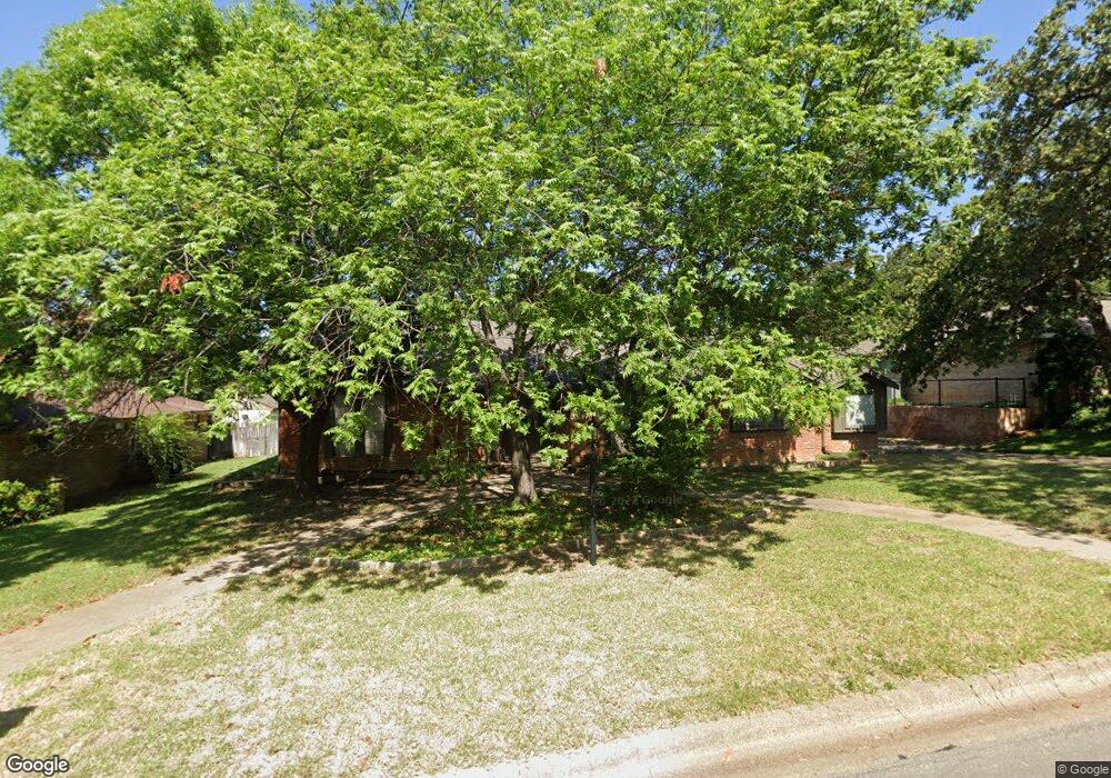 2120 Woodbrook St, Denton, TX 76205 - photo 1