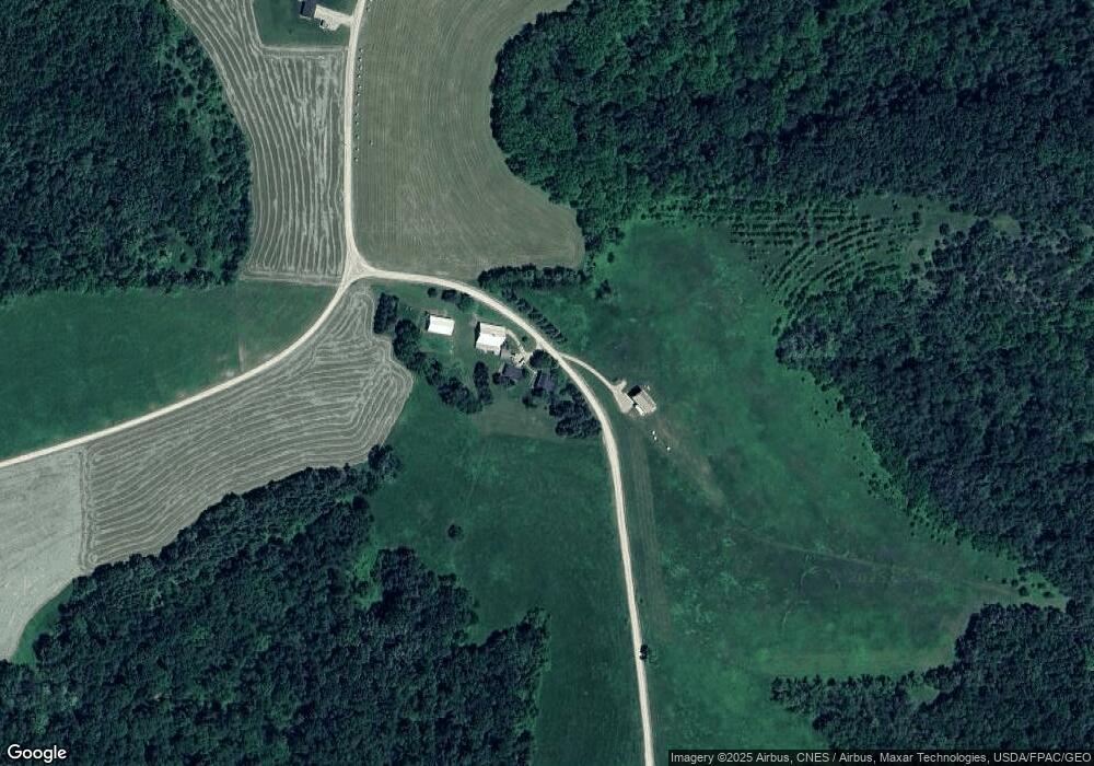 32307 Pier Ridge Rd, La Crescent, MN 55947 - photo 1