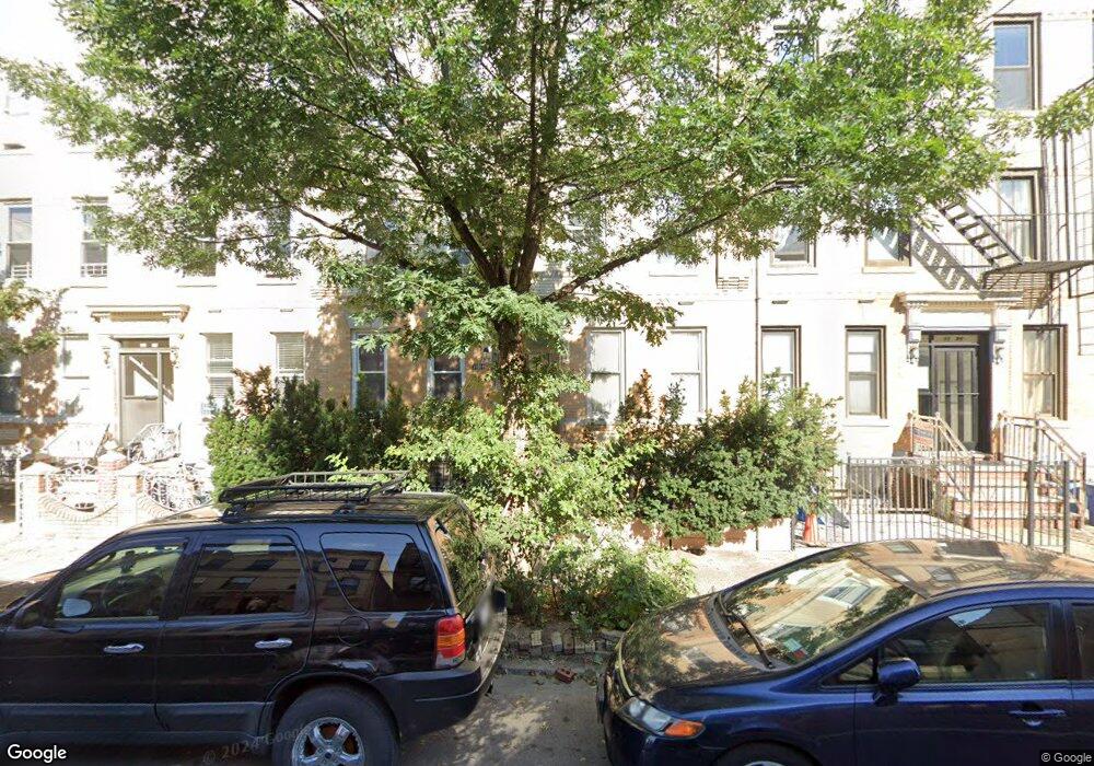 3088 44th St, Long Island City, NY 11103 - photo 1