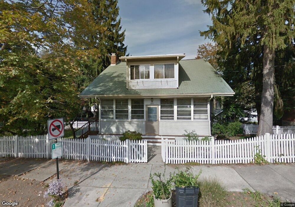 2015 Commonwealth Ave, Auburndale, MA 02466 - photo 1