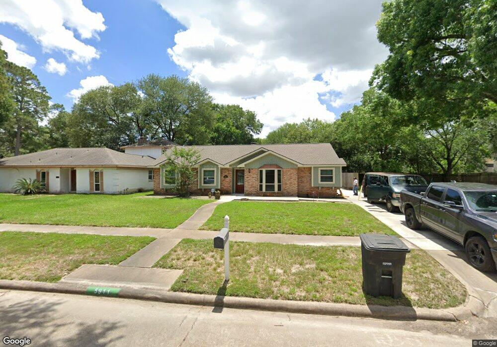 5911 Bent Bough Ln, Houston, TX 77088 - photo 1