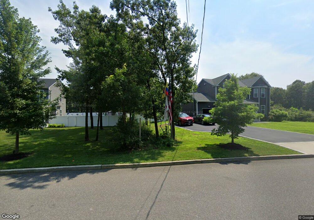 56 Country Rd, Medford, NY 11763 - photo 1