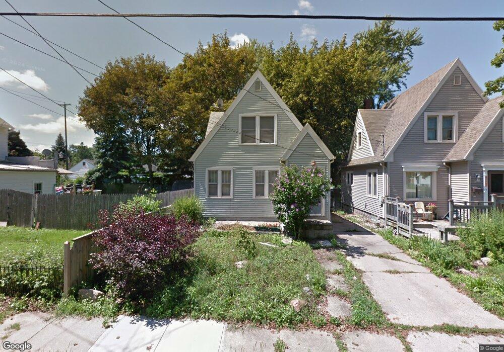 1311 N Jenison Ave, Lansing, MI 48915 - photo 1