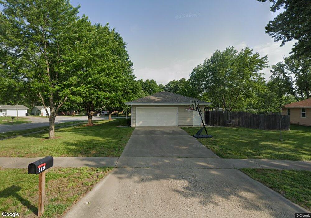 3426 SW Moundview Cir, Topeka, KS 66614 - photo 1