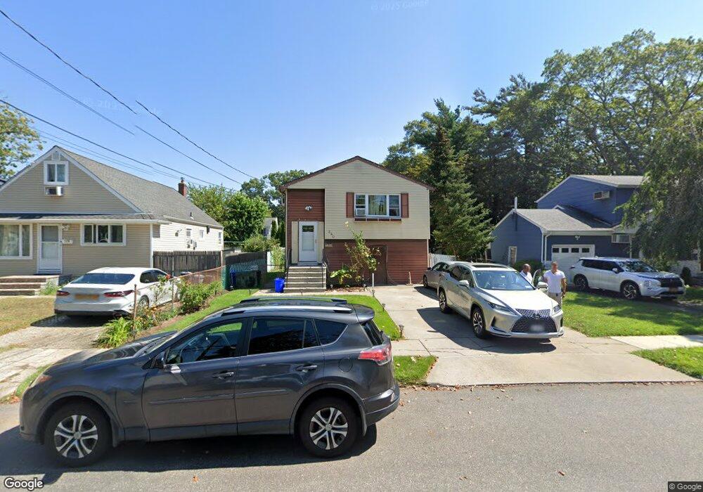 240 Deauville Blvd, Copiague, NY 11726 - photo 1