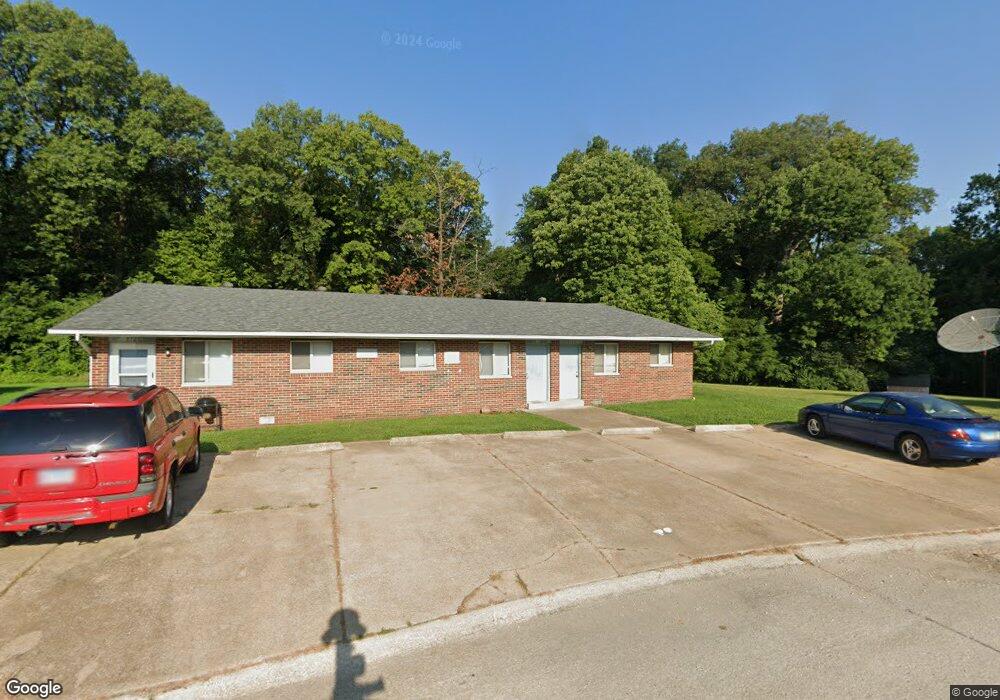 800 Carol Ln, Maryville, IL 62062 - photo 1