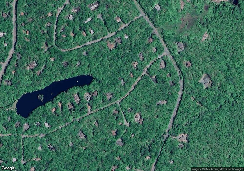 108 Whipple Tree Ln, Hawley, PA 18428 - photo 1