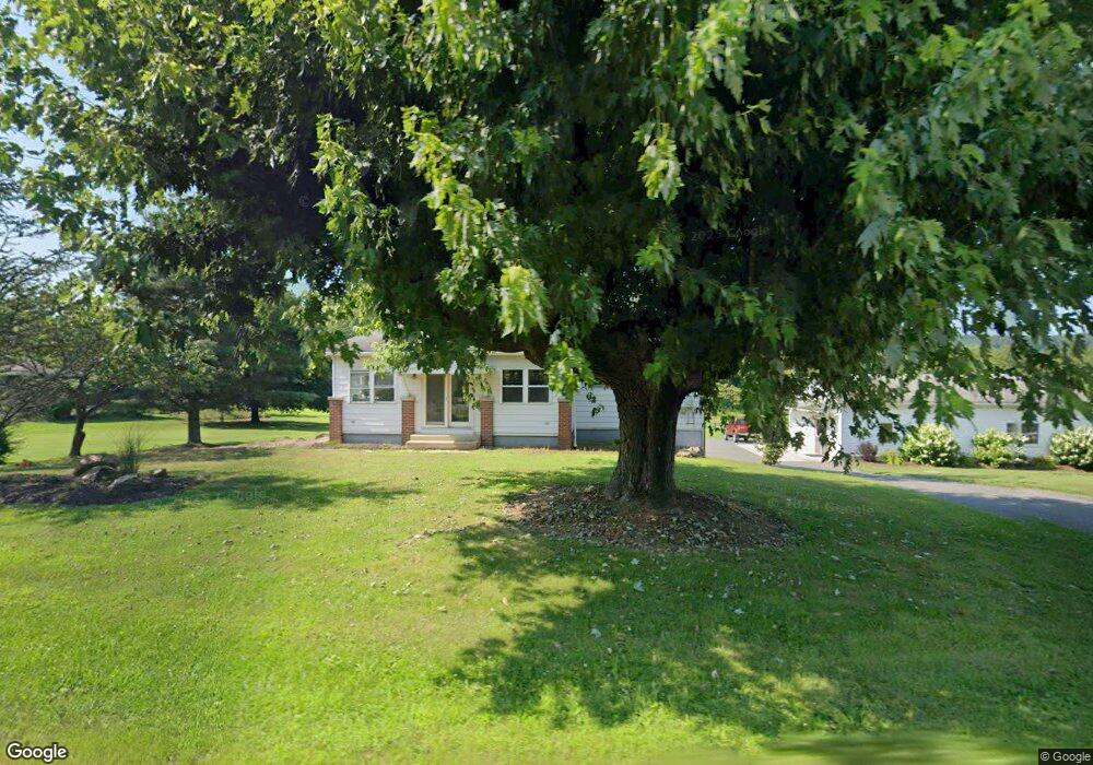 835 Penn Dr, Tamaqua, PA 18252 - photo 1