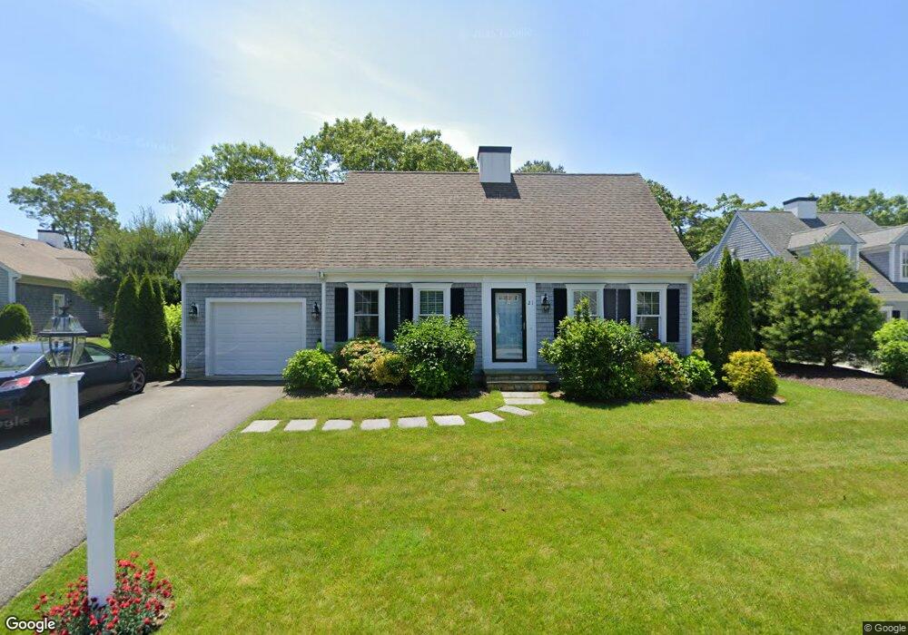 21 Spring Brook Ln, Cotuit, MA 2635 - photo 1