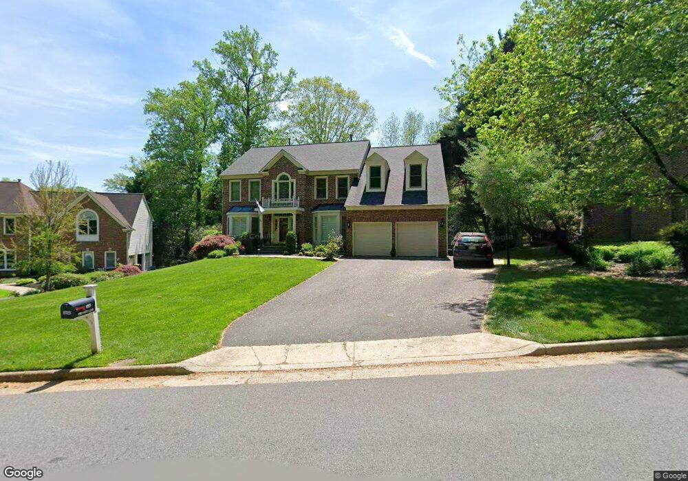 8323 Private Ln, Annandale, VA 22003 - photo 1