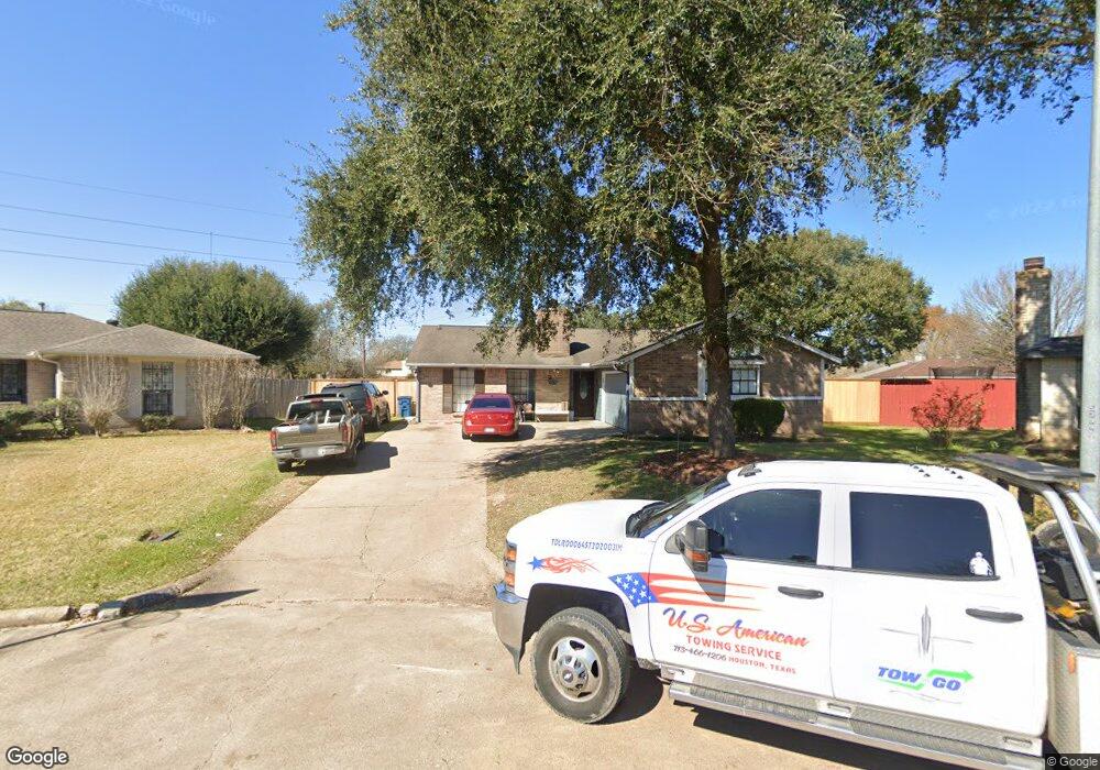 7934 Yellow Pine Dr, Houston, TX 77040 - photo 1