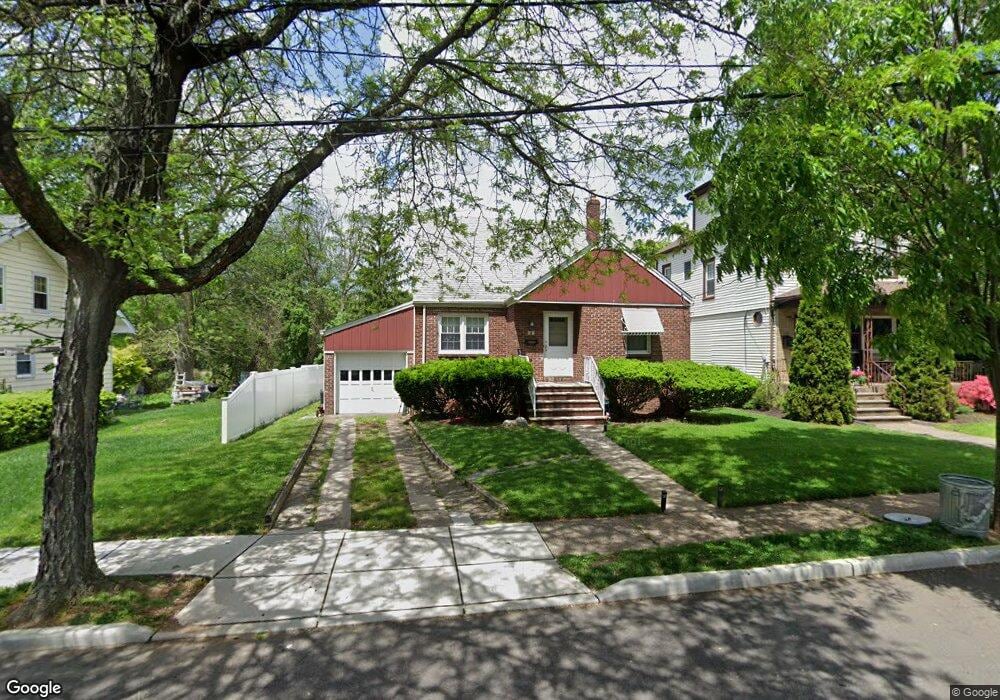 37 Brooks Ave, Rochelle Park, NJ 07662 - photo 1