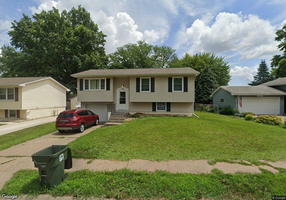 1321 Calvin St, Davenport, IA 52804 - photo 1
