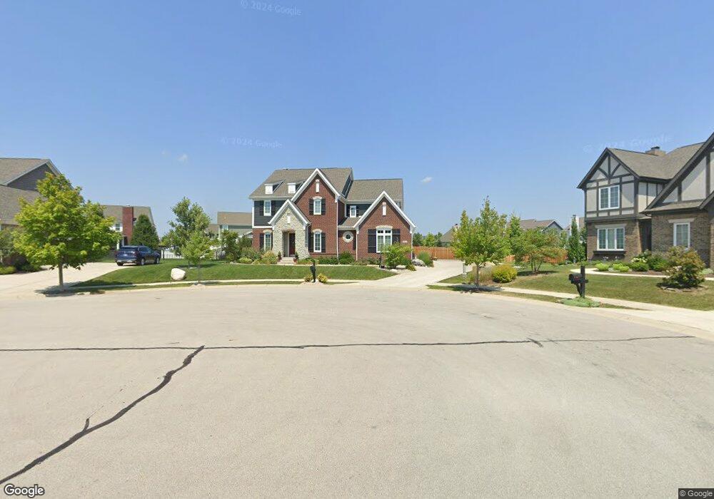 10822 Solis Cir, Fishers, IN 46038 - photo 1