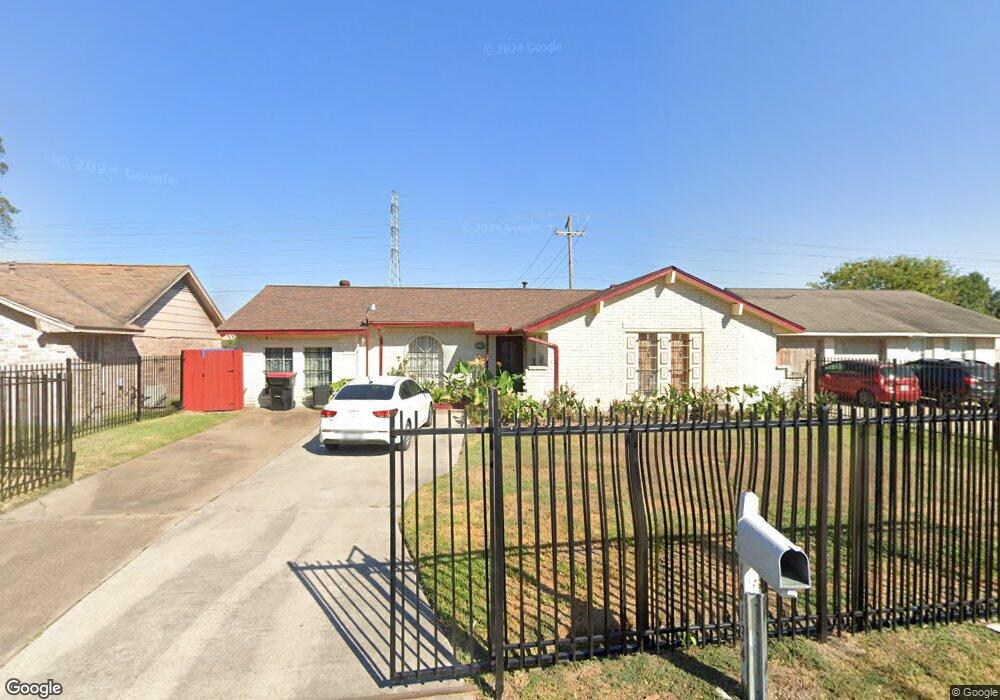 10134 Whitebrook Dr, Houston, TX 77038 - photo 1