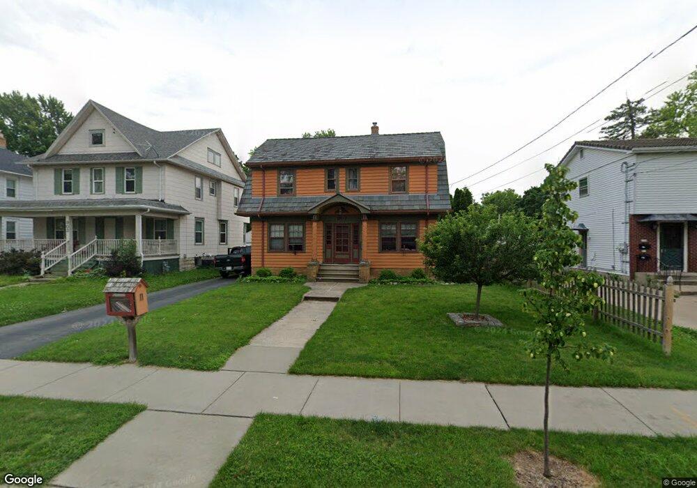 907 W New York Ave, Oshkosh, WI 54901 - photo 1