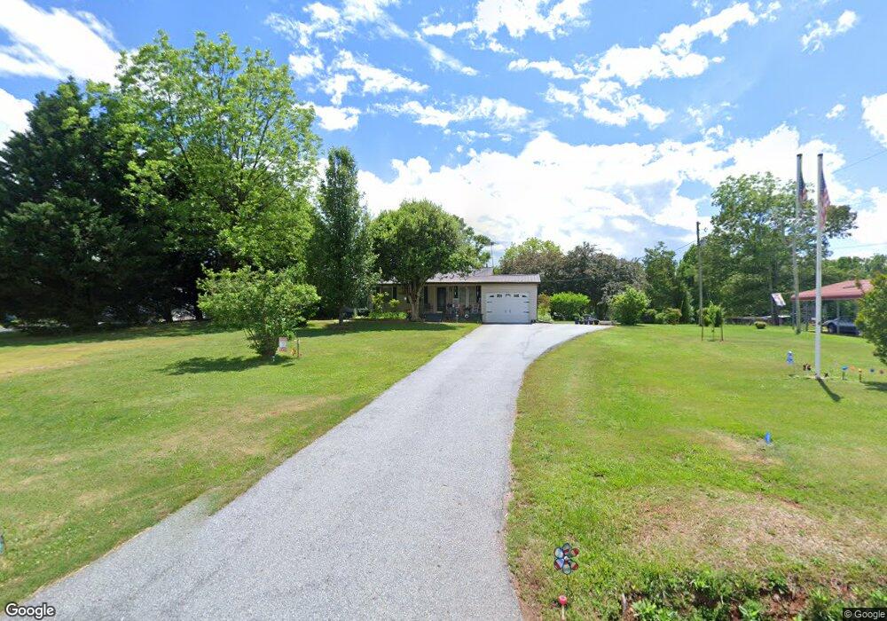 639 Playground Rd, Walhalla, SC 29691 - photo 1