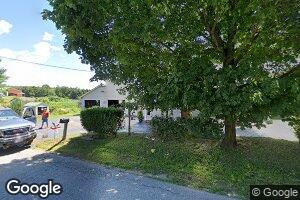 102 E Oxford Rd, Minot, ME 04258