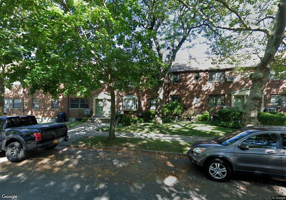 5771 246th Crescent unit Upper, Douglaston, NY 11362 - photo 1