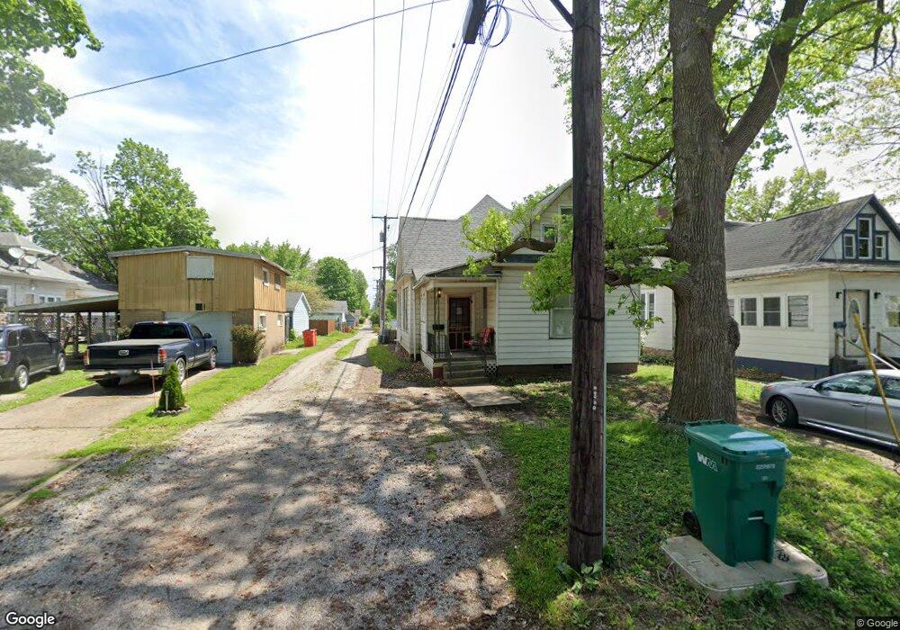 508 S 16th St, Mattoon, IL 61938 - photo 1