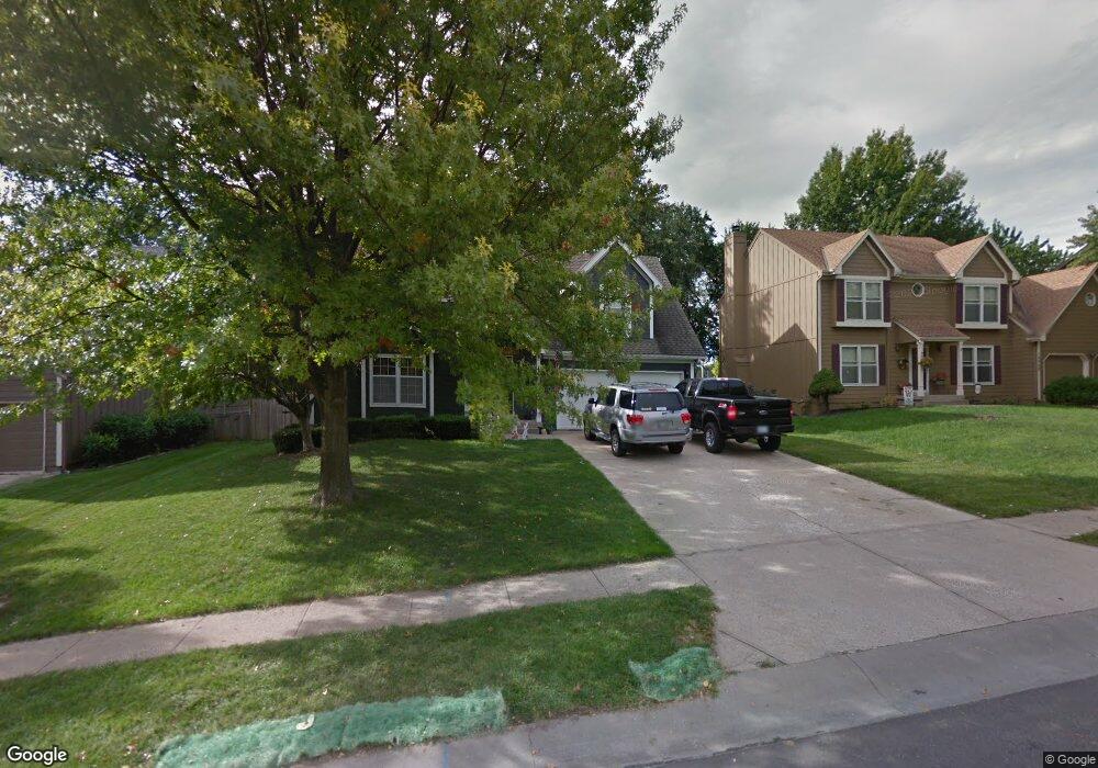 15731 W 81st St, Lenexa, KS 66219 - photo 1