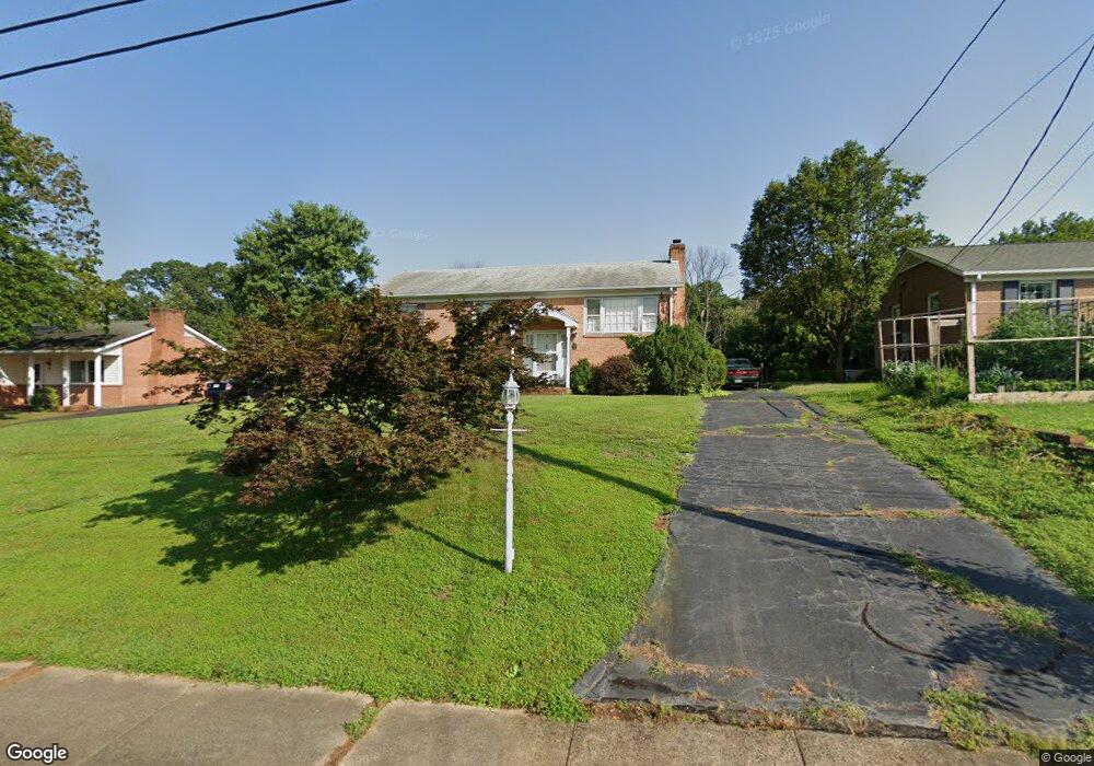 2313 Wakefield Rd, Charlottesville, VA 22901 - photo 1