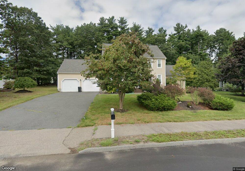 4 Cherokee Ln, Walpole, MA 02081 - photo 1