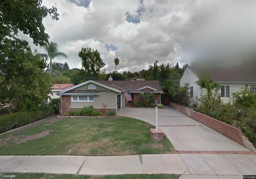 4730 Santa Lucia Dr, Woodland Hills, CA 91364 - photo 1