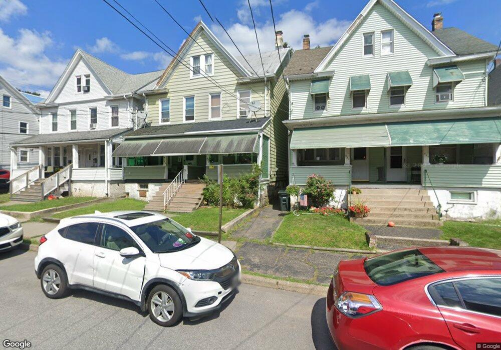 631 N Vine St, Hazleton, PA 18201 - photo 1